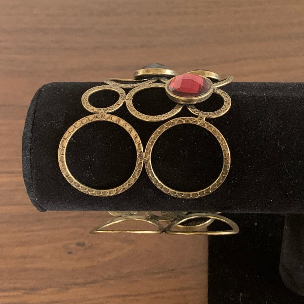 Cuff bracelet - Picture 3 of 8